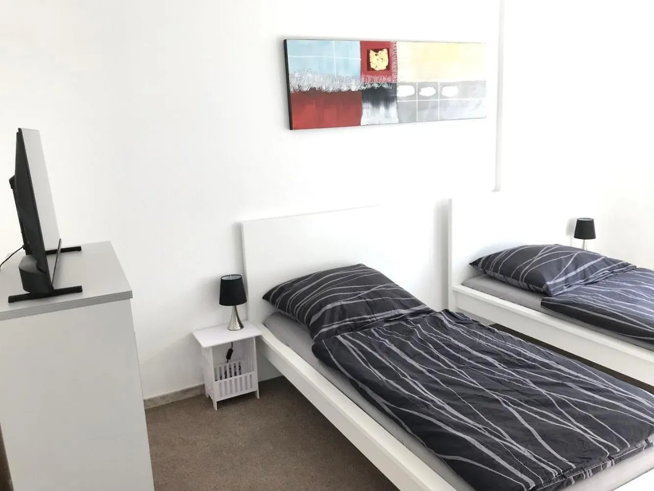 Beautiful Apartment With Multiple Balconies In Dresden Tyskland