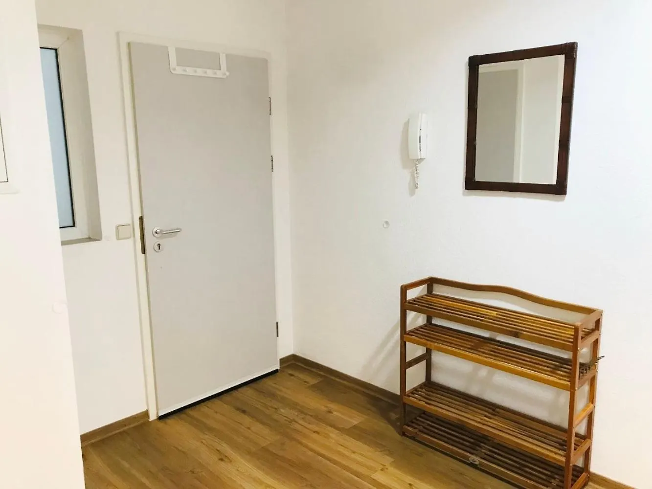 Beautiful Apartment With Multiple Balconies In Dresden Tyskland