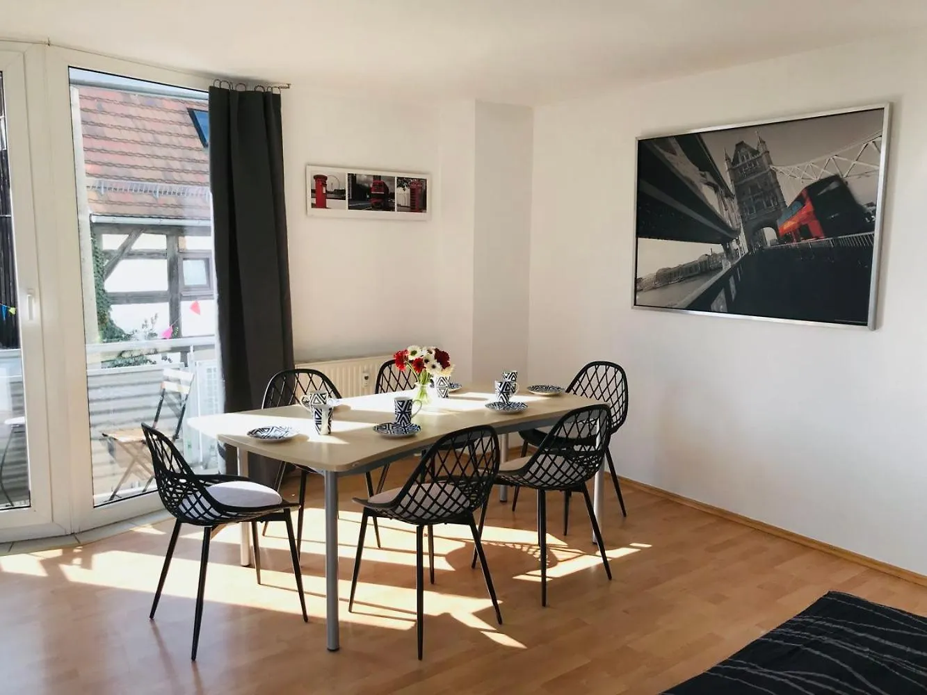 Beautiful Apartment With Multiple Balconies In Dresden